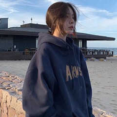 韓国風シンプルなレタープリントスウェットシャツ、ゆったりとしたカジュアルで万能なトップス、紺色、ゆったりとしたスタイル、秋冬用フード付きプルオーバー