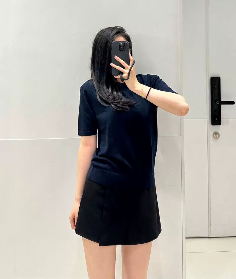 Один из поколения в поколение 2023 новый камвольный свитер мериноса с круглым вырезом с пятью рукавами рубашка с коротким рукавом M461035