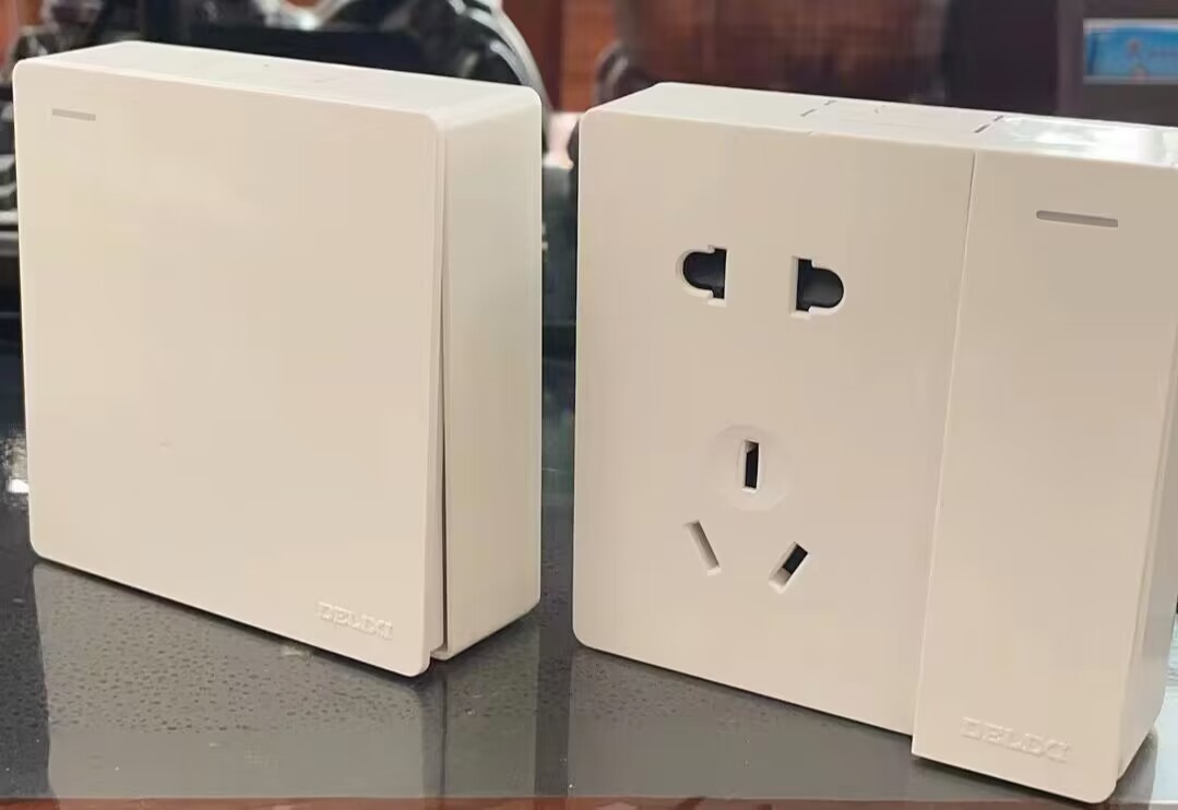品质86型明装白色墙壁开关插座一开二开五孔16A单双控多规格158