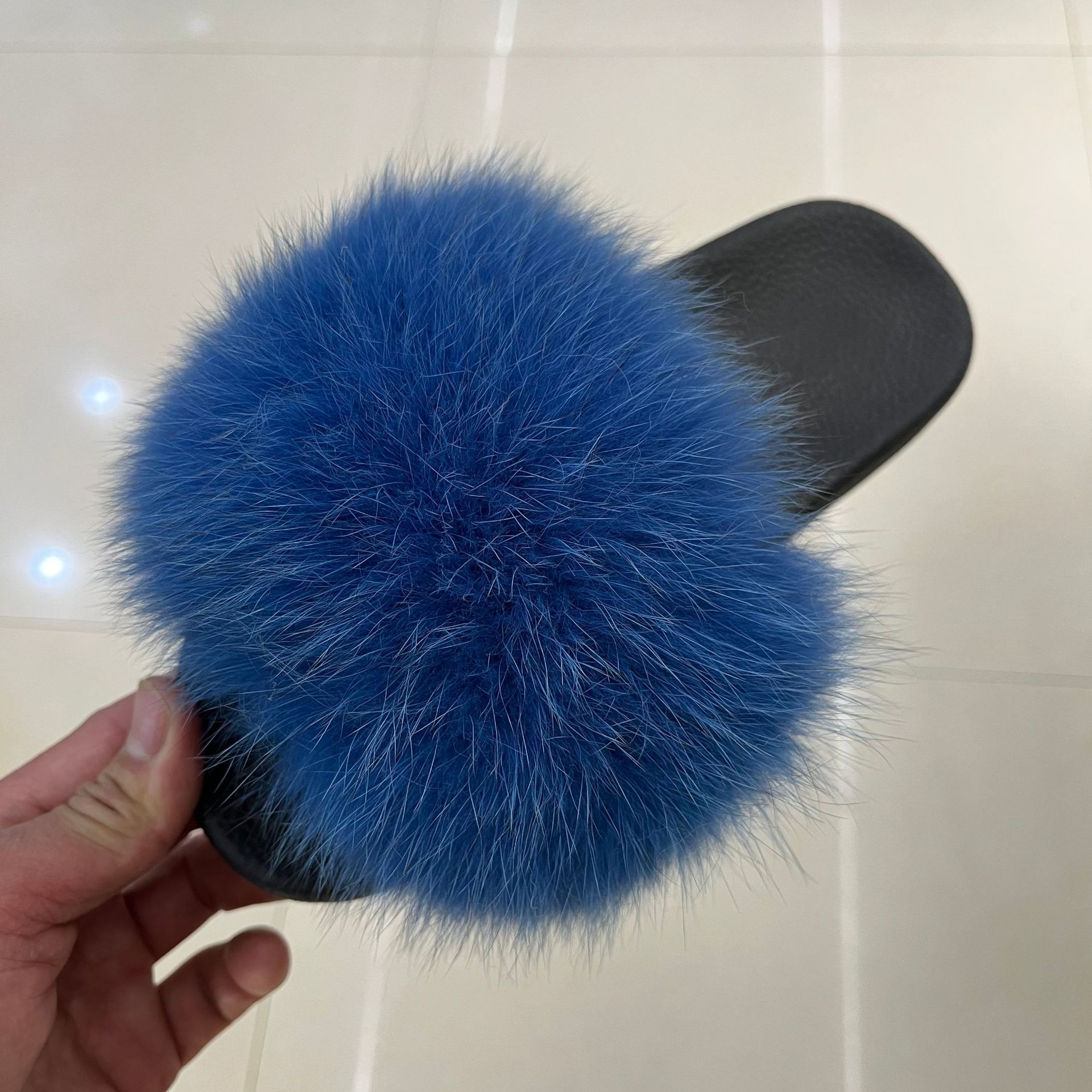 Zapatillas de pelo de zorro de moda damas una zapatilla de piel casera para usar zapatos de playa casuales zapatillas de piso plano