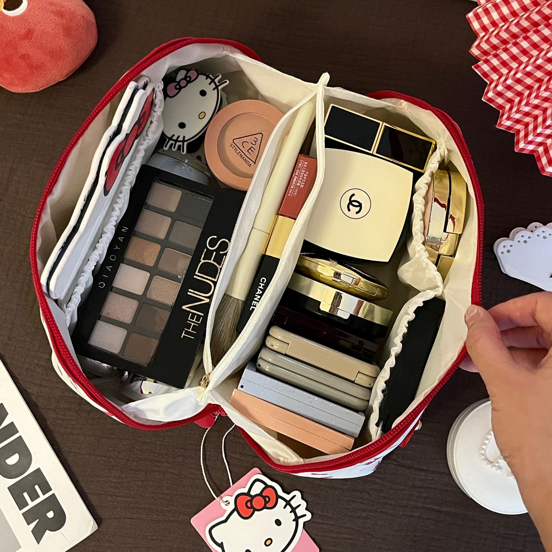 Bolsa de maquillaje auténtica Sanliou para viajes de niñas bolsas de almacenamiento portátiles de gran capacidad bolsas de almacenamiento de división bolsas de lavado de mano