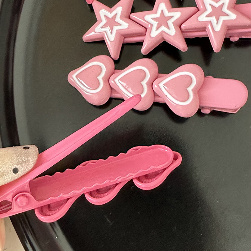 Y2g star sweet cool pink white five-pointed star hairpin side bangs broken hair duckbill clip sweet hair accessories all-match New_voghion.com