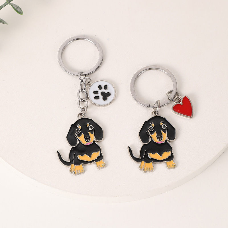 Xiyin Pinduoduo Labeling Metal Pet Dog Sausage Corgi Keychain Pendant Peach Heart Foot Holiday Gift
