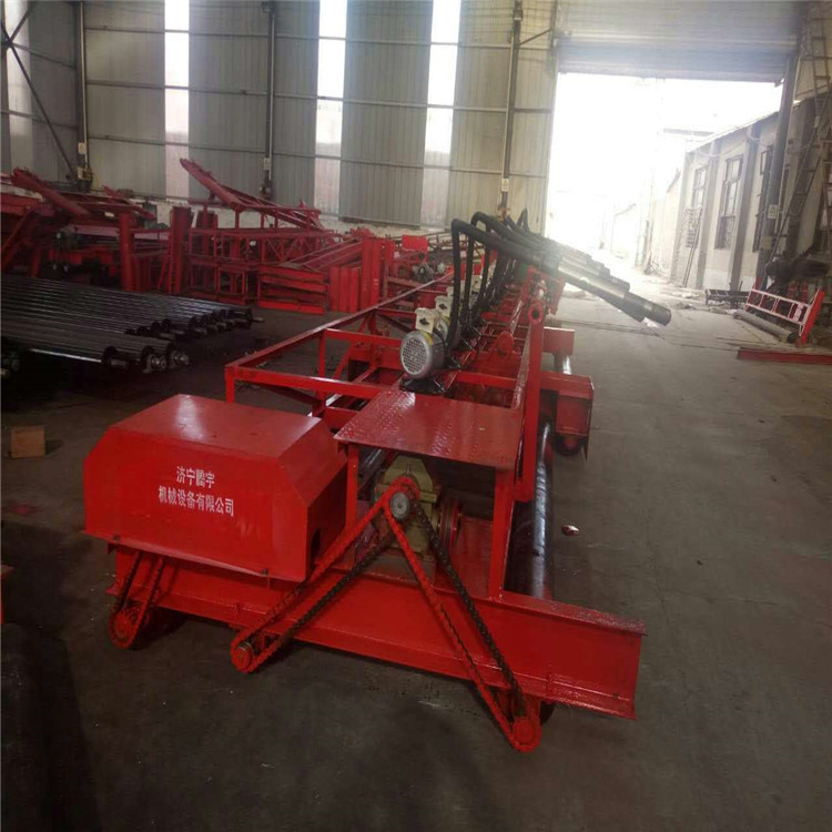 混凝土路面用三轴摊铺机 5米带振动棒螺旋浆的四滚轴摊铺机厂家价