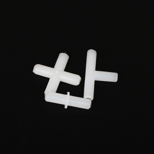 Fish tank oxygen pump oxygen pump aquarium oxygen pipe plastic two-way three-way four-way crystal three-way four-way accessories