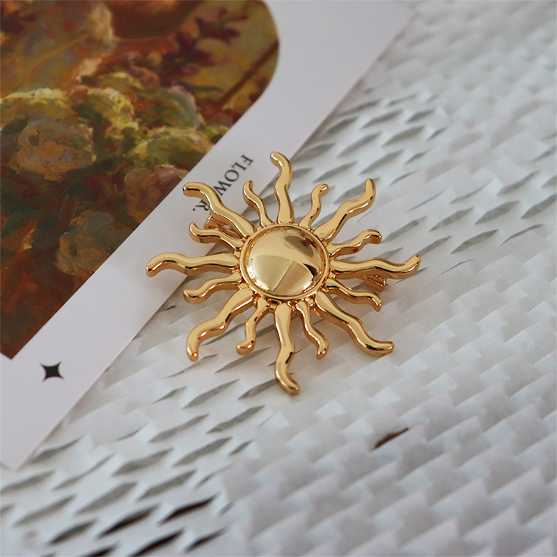 Elegante Retro Sonnen Brosche Für Damen Goldfarbenes Accessoire_voghion.com