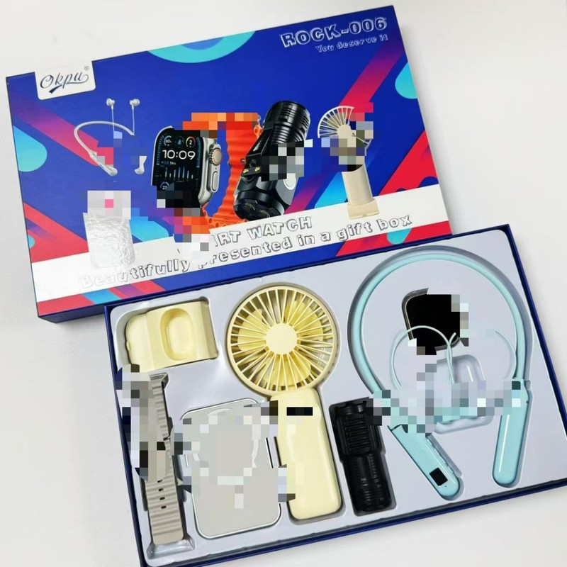 クロスボーダー新 OKPUR0CK006 スマートウォッチセット 5in1ULTRA 3 ファン懐中電灯パワーバンク|undefined
