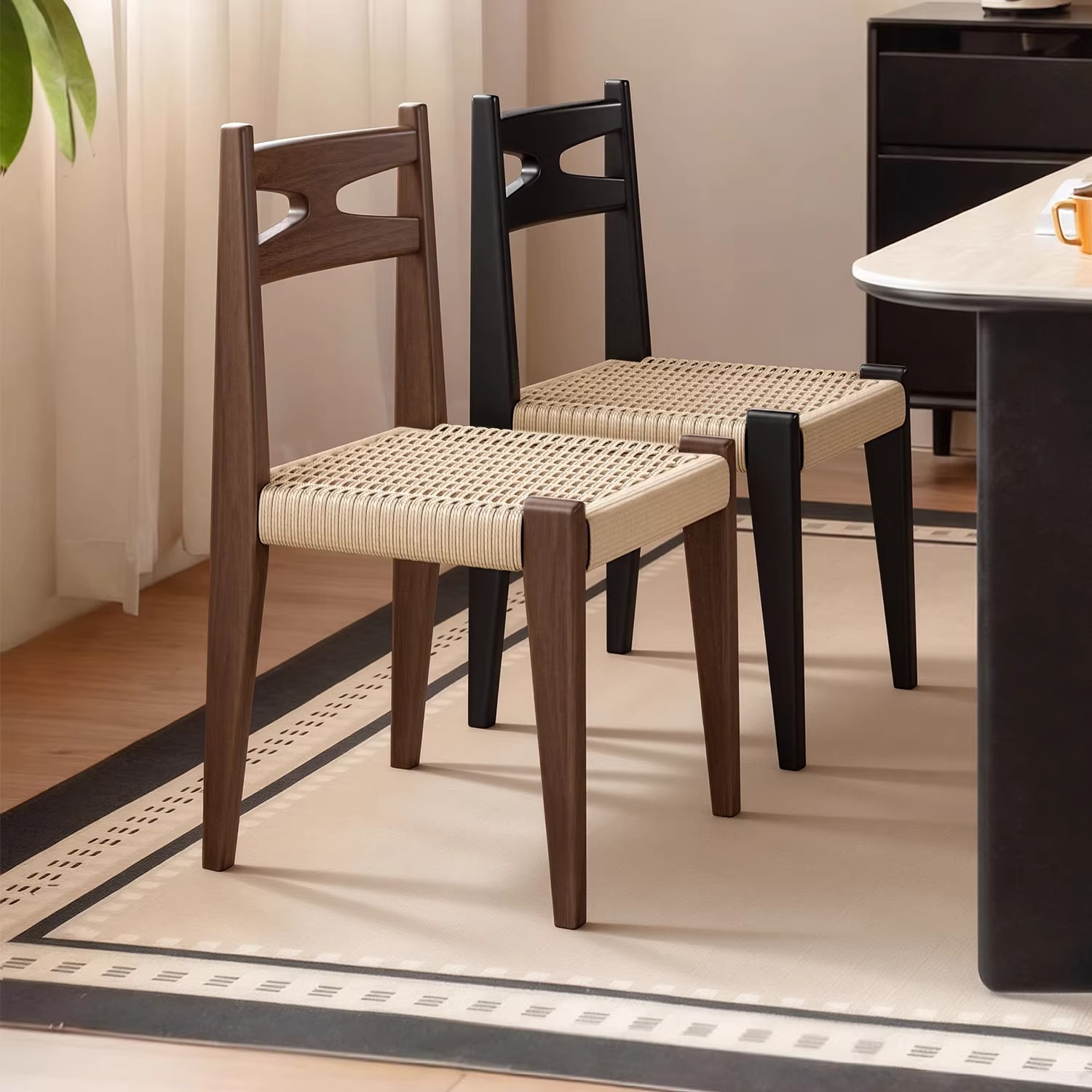 Sillas de comedor de madera sólida de estilo medieval sillas de mesa de comedor de diseño casero sillas de Habana sillas de negociación