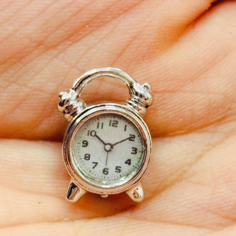 ����������΢��dollhoes miniatures�Ͻ�С���Ӱڼ�