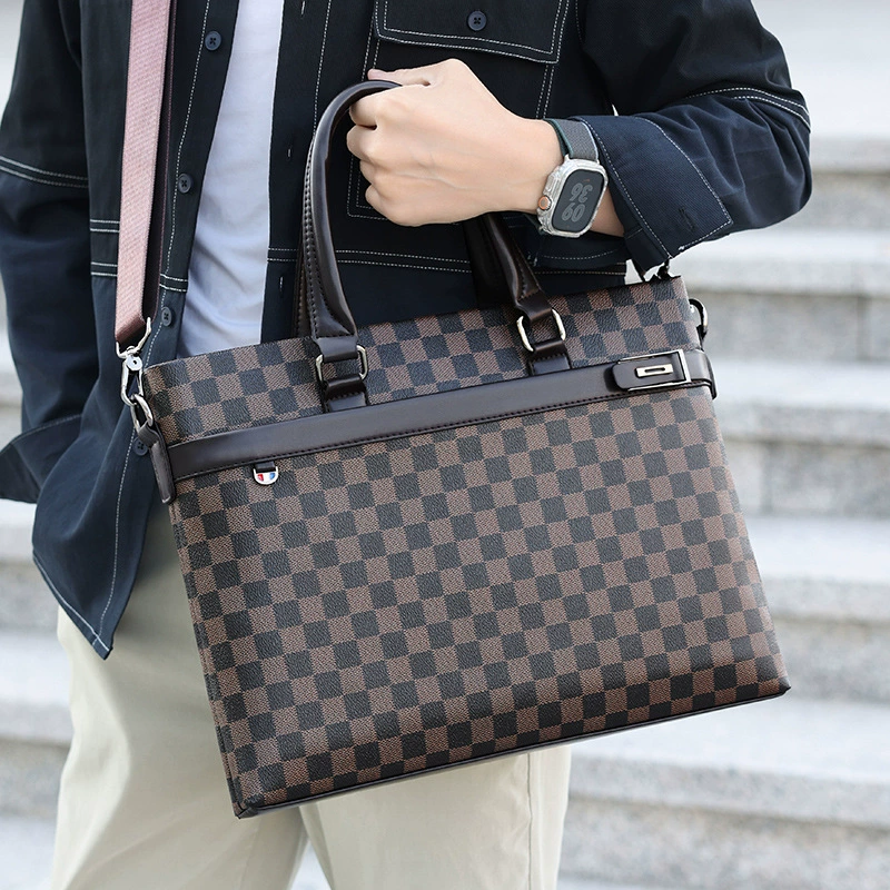 Polyurethane capacious one-shoulder bag, bag strap, purse, high-end
