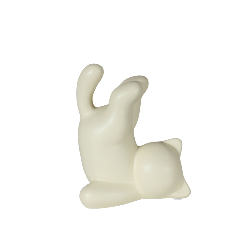 Ins cream viento adorno de gato de cerámica invertido sala de estar mueble de TV mueble de vino para el hogar escritorio decoración suave creativa