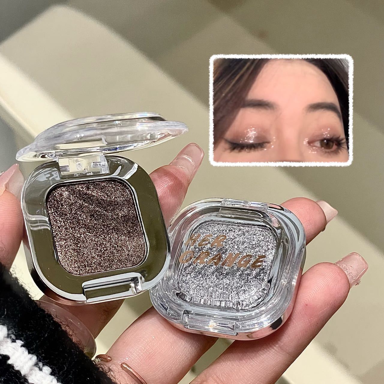 HERORANGE sensación fría de una sola sombra de ojos de maquillaje fácil de brillar perlada brillante brillante maquillaje de alta brillo plato de sombra de ojos de maquillaje