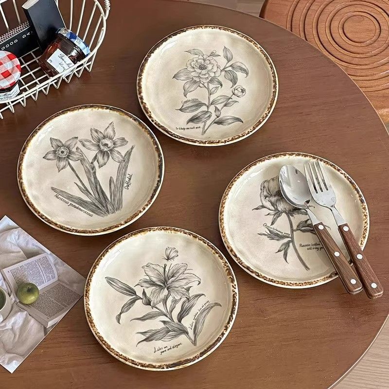 French-style retro floral bone china plates, high-quality ceramic tableware for home use, including pasta plates, serving plates, and dessert plates French-style retro floral bone china plates, high-quality ceramic tableware for home use, including pasta plates, serving plates, and dessert plates