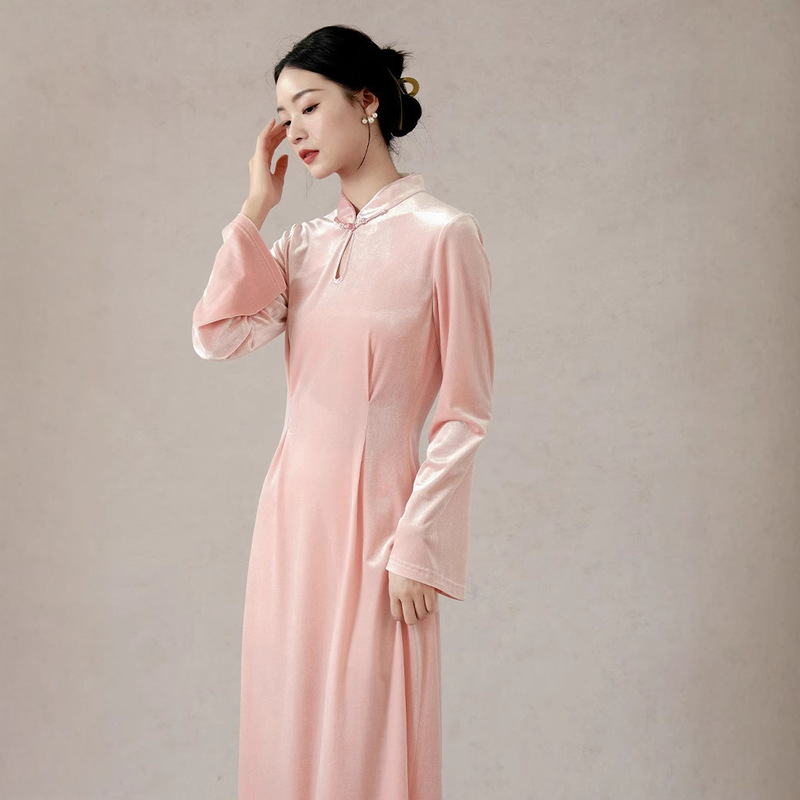 New Chinese-Style Pink Long-Sleeved Spring and Summer Velvet Pink Dress, Improved Cheongsam with A-Line Long Skirt Inside A1129