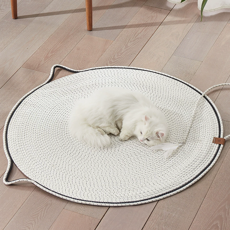 Wear-resistant protective sofa, mat, toy, cat