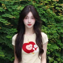 美式复古正肩短袖女夏季苹果毛绒贴布绣短款t恤修身显瘦辣妹上衣