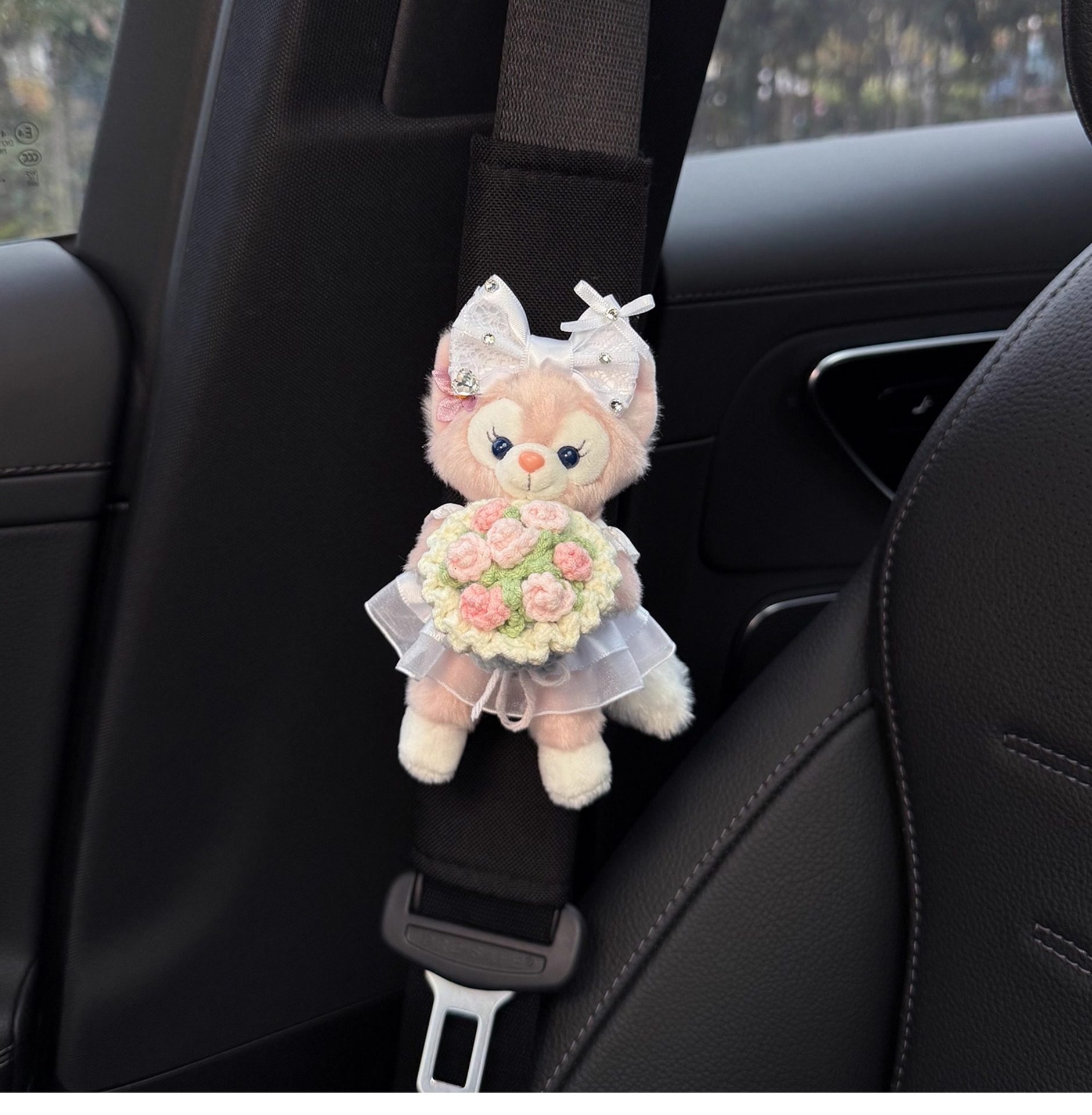 Star Dew Car Seatbelt Shoulder Pads, Cute and High-End for the Car Interior, Anti-Wear for Women's Clothing, New Style for Couples