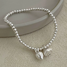 戒指;耳钉;手链