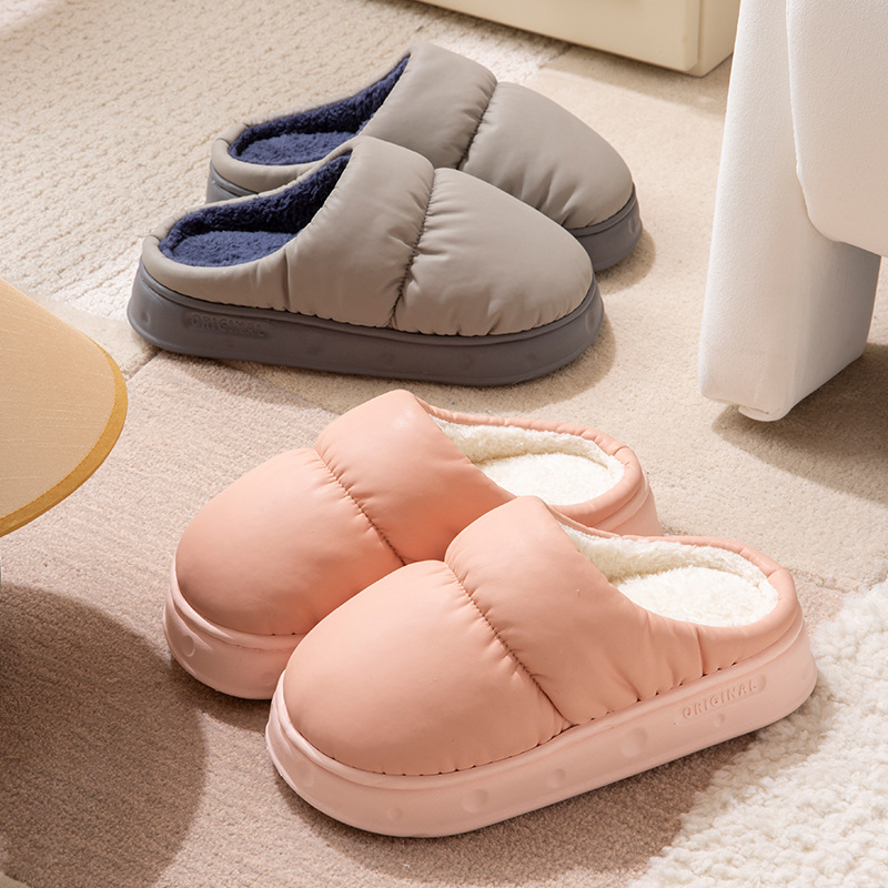 Chinelos de algodão para baixo para mulher no inverno 2026 novo casal interior casa à prova dwaterproof água sapatos de algodão quente de sola grossa para homem no inverno