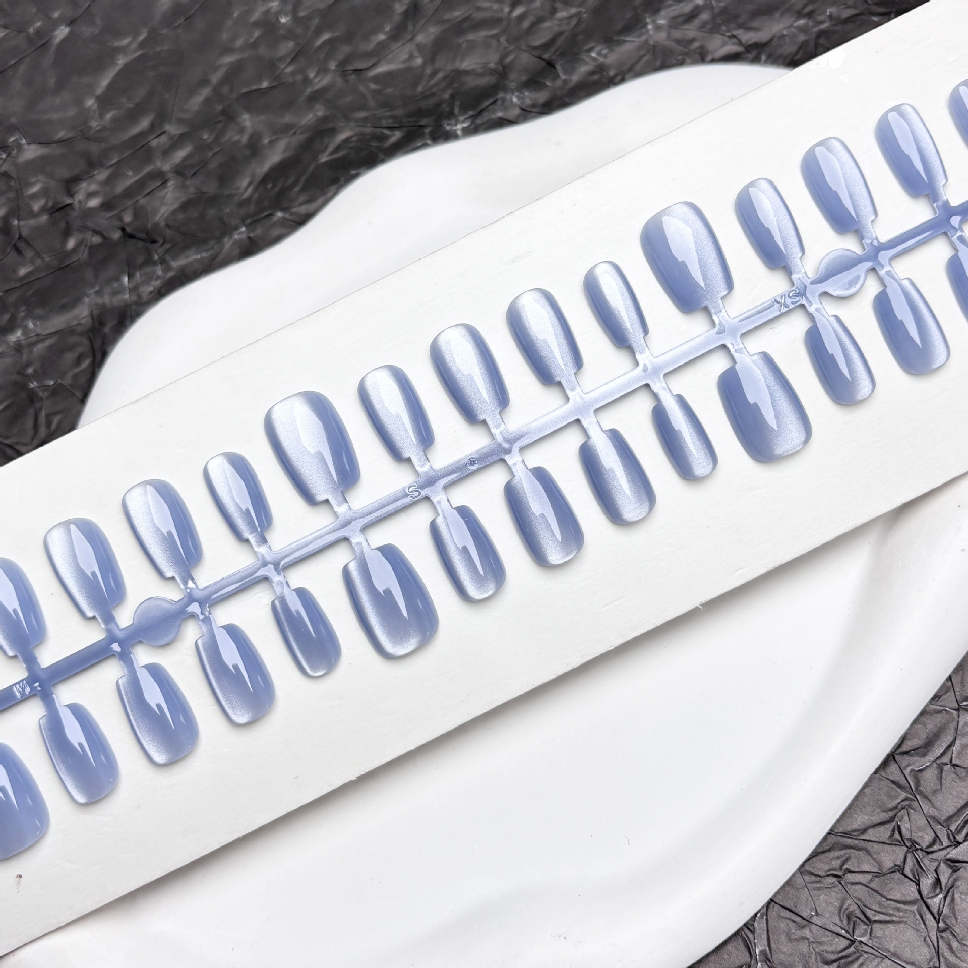 WY030 아이스 블루 캣아이: 베어 스트립 30개 [XS/S/M]