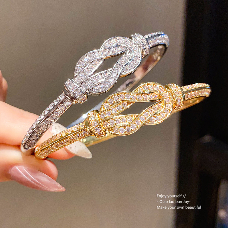 Zircon-Inlaid Knotted Wrap-Around Buckle Bracelet, Personalized Simple Design, Versatile Bracelet, Niche Fashion, High-End Jewelry