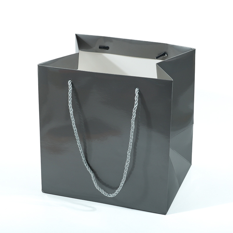 Cosméticos personalizados simples ropa de compras bolsas de papel FSC papel especial bolsas de regalo de joyas de Navidad personalizadas