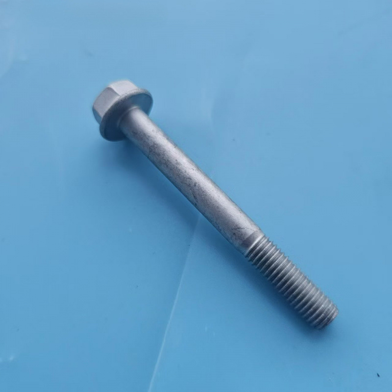 스프레이 펌프 브래킷 나사