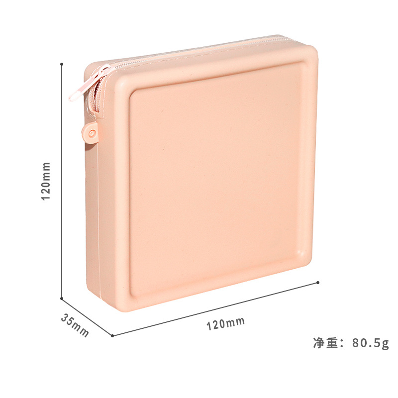 피부색 넉넉한 가방