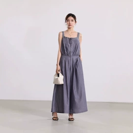 羽绒服;女式衬衫;连衣裙