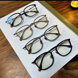 框架眼镜;光学眼镜;太阳镜