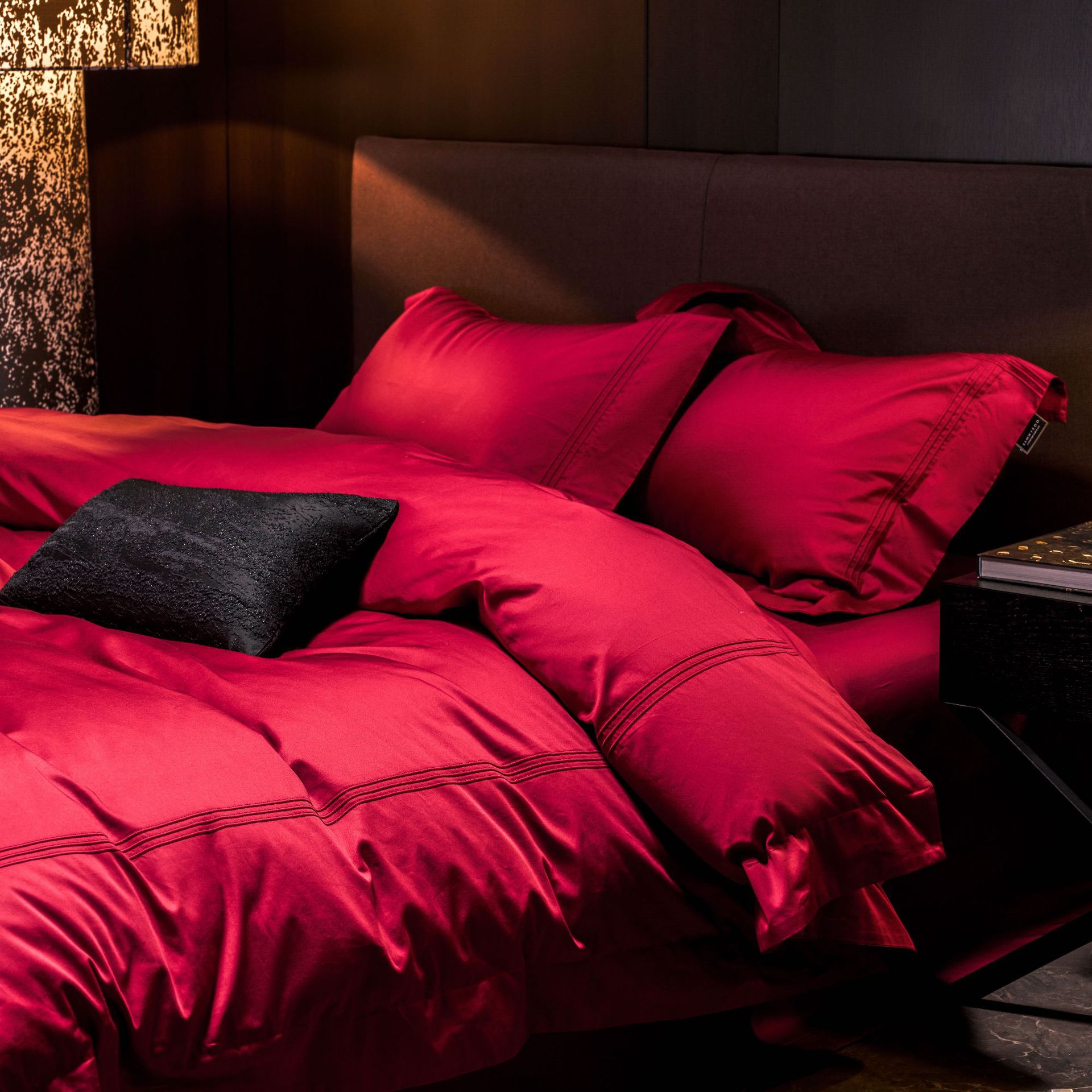 Completo letto 4 pezzi in cotone a fibra lunga rosso con scatola_voghion.com