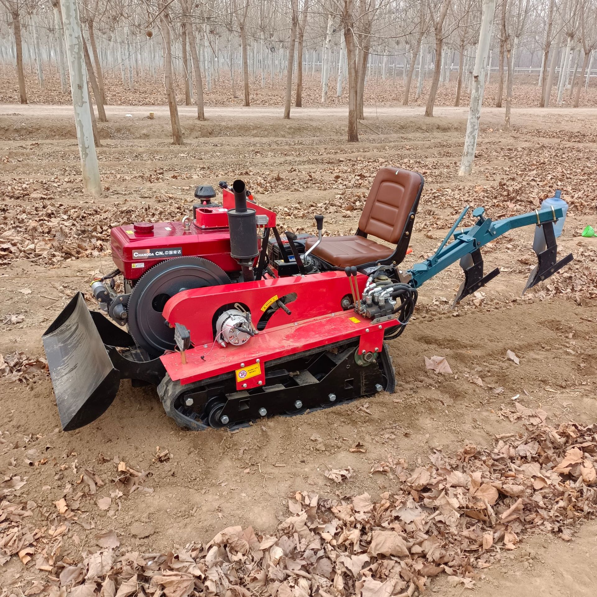 乘坐式四驱柴油旋耕机大棚果园犁地翻地机多功能农用管理耕地机