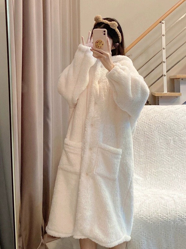 睡衣女秋冬兔子耳朵学生连帽卡通新款珊瑚绒睡袍浴袍家居服可外穿|undefined