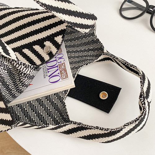 High-looking and sweet-style French style going out women's bag  summer new bucket bag niche design commuter bag