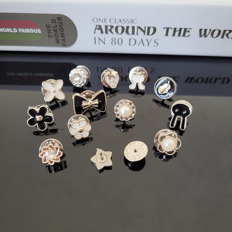 Anti-exposure button hidden buckle detachable adjustable nail-Free button seamless buckle pearl button shirt decorative brooch buckle Anti-exposure button hidden buckle detachable adjustable nail-Free button seamless buckle pearl button shirt decorative brooch buckle