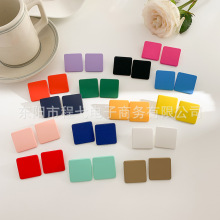 ��ţ�� ���n�r�����e��ɫ���������ins�L���аٴ�ζ��h���Ů