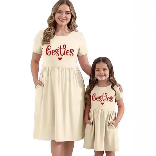 Mommy and Me Matching Graphic Print Short-Sleeve Dresses with Pockets for Best Friends