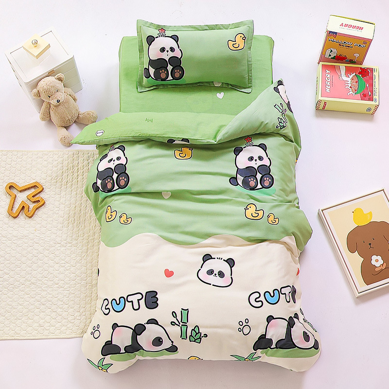 Juego de cama de jardín de infantes de algodón de tres piezas con estampado de algodón de seis piezas