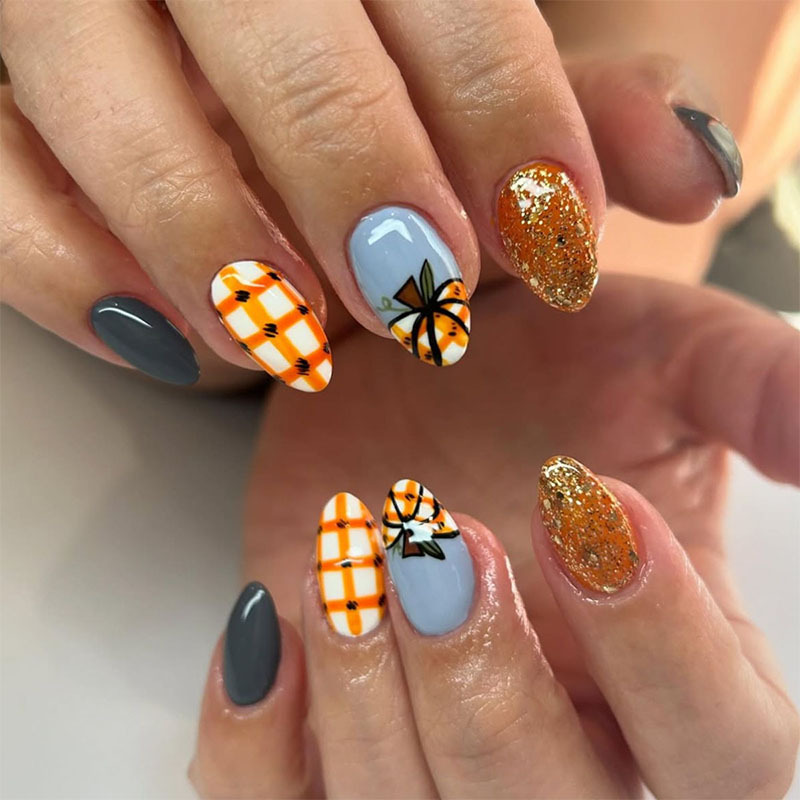 Medium-Sized Almond-Shaped Nails in Orange with Cute Pumpkin Plaid Glitter, European and American Style Wearable Nails for Thanksgiving and Halloween Fake Nail Pieces Medium-Sized Almond-Shaped Nails in Orange with Cute Pumpkin Plaid Glitter, European and American Style Wearable Nails for Thanksgiving and Halloween Fake Nail Pieces
