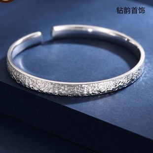 ��������CŮ���~�僲���ɫ�C���n����y�r�������Ʒ �_���֭h