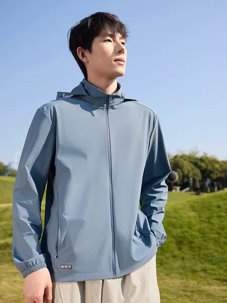 2026 New Color UPF50+ Cool and Breathable Summer Loose Lightweight Hooded Casual Sunscreen Jacket in Solid Color