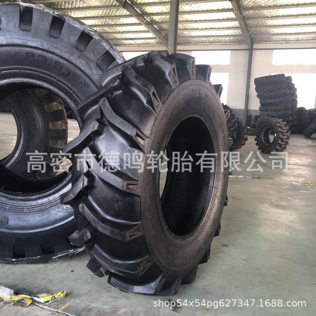 Suministro Taishan espiga neumático agrícola 13.6-38 neumático de tractor 14.9-24