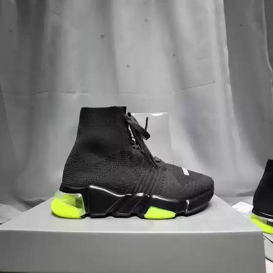 High-Top Paris Elastic Socks Shoes 2024 Spring and Summer New Versatile Slimming Look Breathable Heightening Couple Sports Shoes