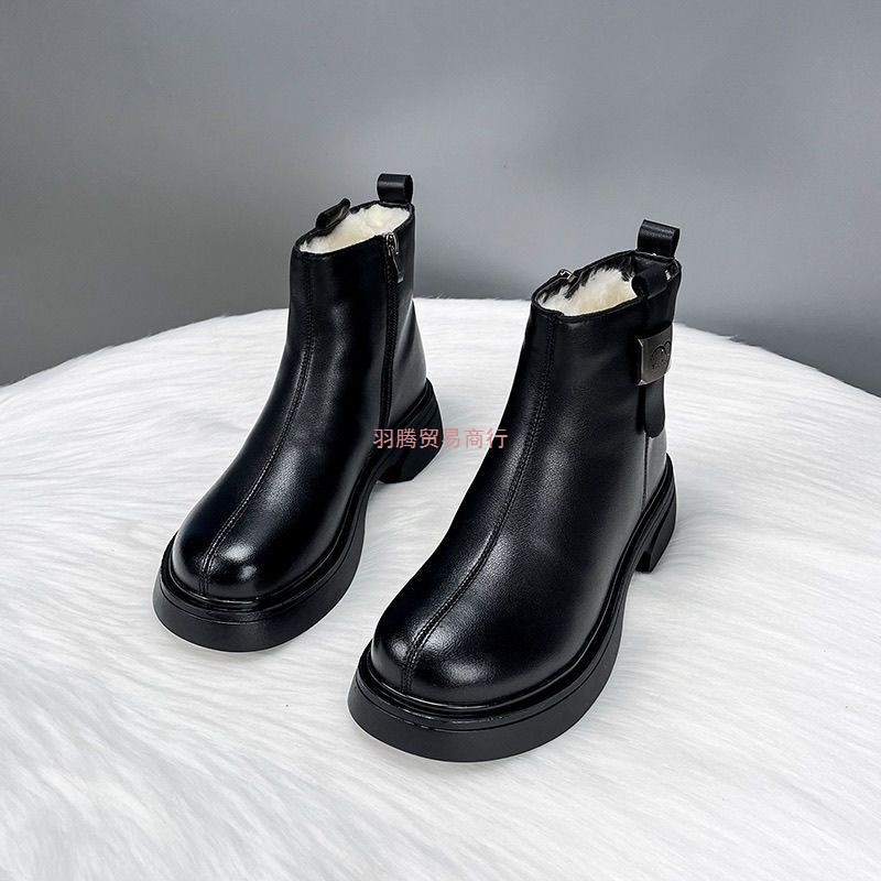真皮厚底马丁羊毛靴女冬季新款防水皮毛加厚一体防滑东北加绒短靴