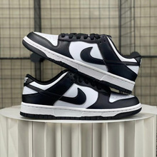 ����ЬDunk��è�ڰױ��������°�Ь���ٴ�ʱ���˶��ϵ�Ь��Ů