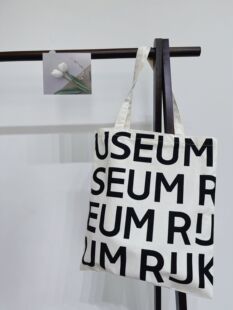 ���m�����^�p����ĸ�μ緫����朰��n�L���s����ُ���������Ů��