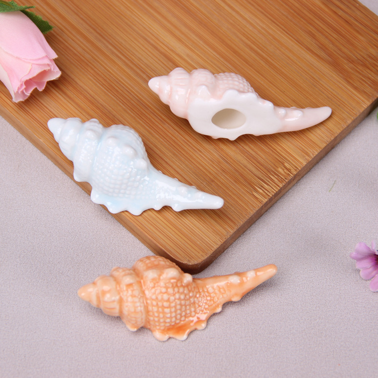 陶磁器のサザエの箸立ての筆立てのアイデアの陶磁器のサザエの工芸品の置物の簡単な12867サザエの箸立て