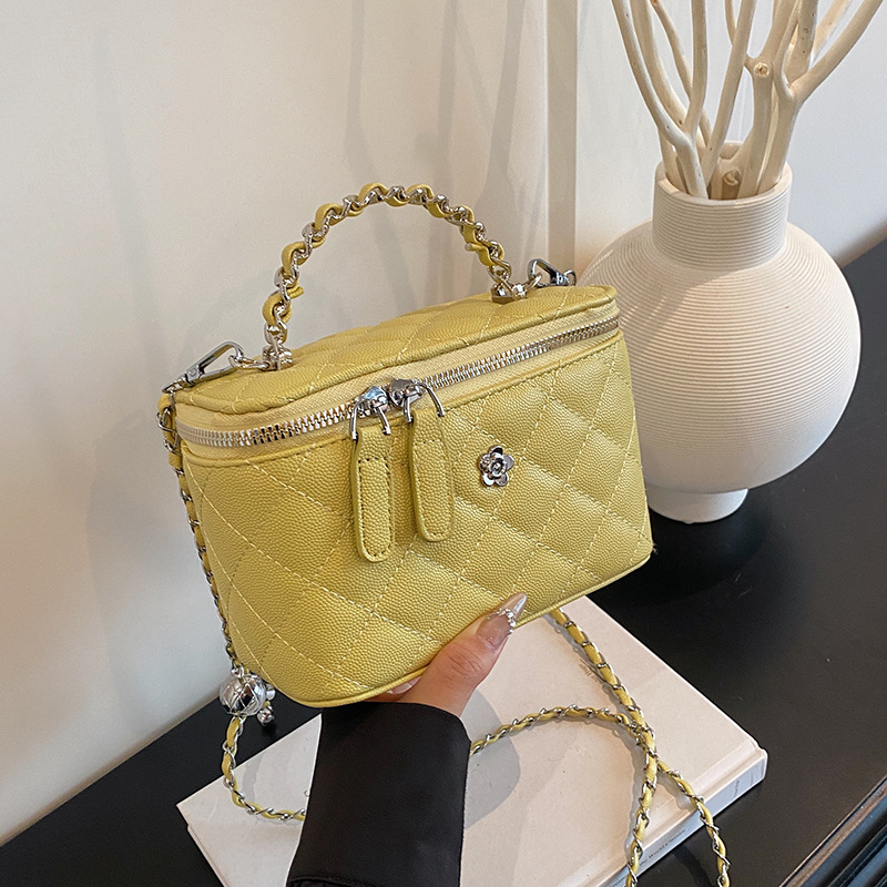 Caviar pequeña fragancia cadena de rombos bolsa cuadrada pequeña mujer 2025 nuevo bolso bandolera popular de alta gama de todos los partidos