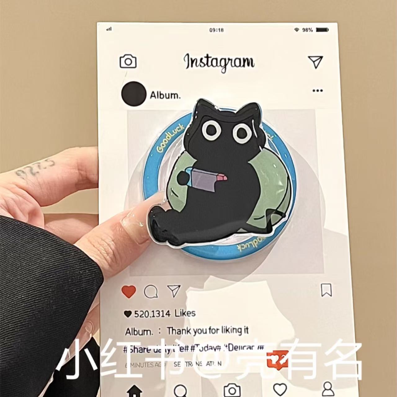 Dopamine color grid pattern game cat magnetic bracket for Apple 16 mobile phone case iPhone15/14/13