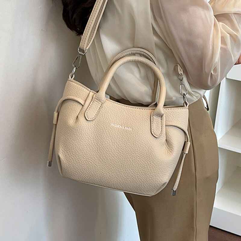 Cross-Border Niche Fashion Handbag for Women 2026 New Style High-End Stylish Versatile Shoulder Crossbody Bag